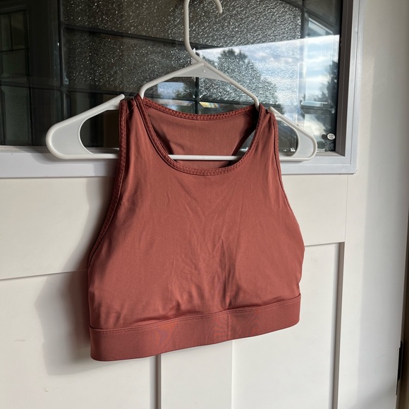 FABLETICS Trinity high impact sports bra in dark pink - Picture 2 of 6